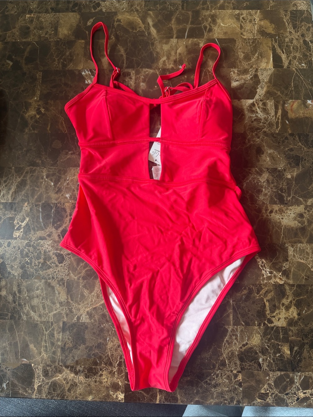 Cupshe Red One-Piece Swimsuit with Keyhole Detail NWT